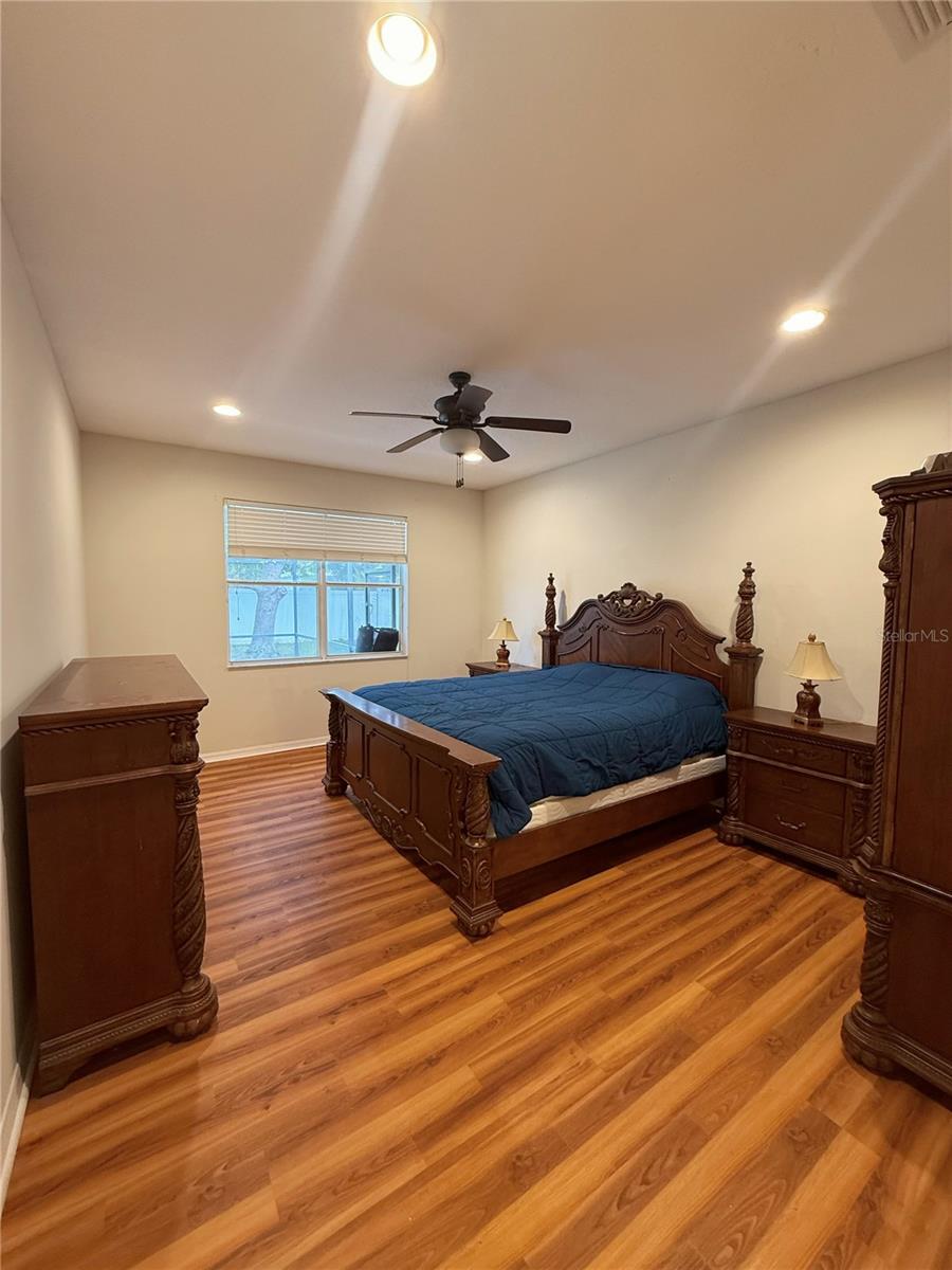 Image 9 of 25 For 9253 Edenshire Circle