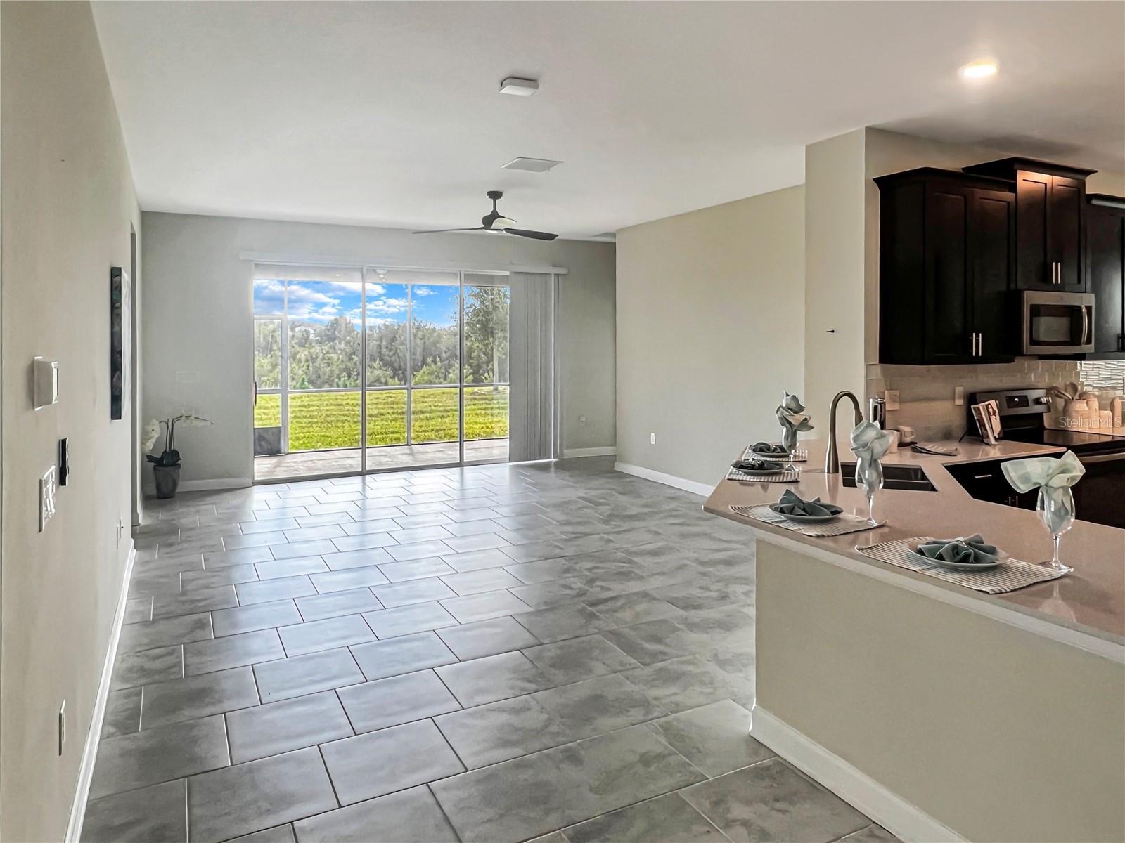 Image 4 of 35 For 2155 Camden Loop