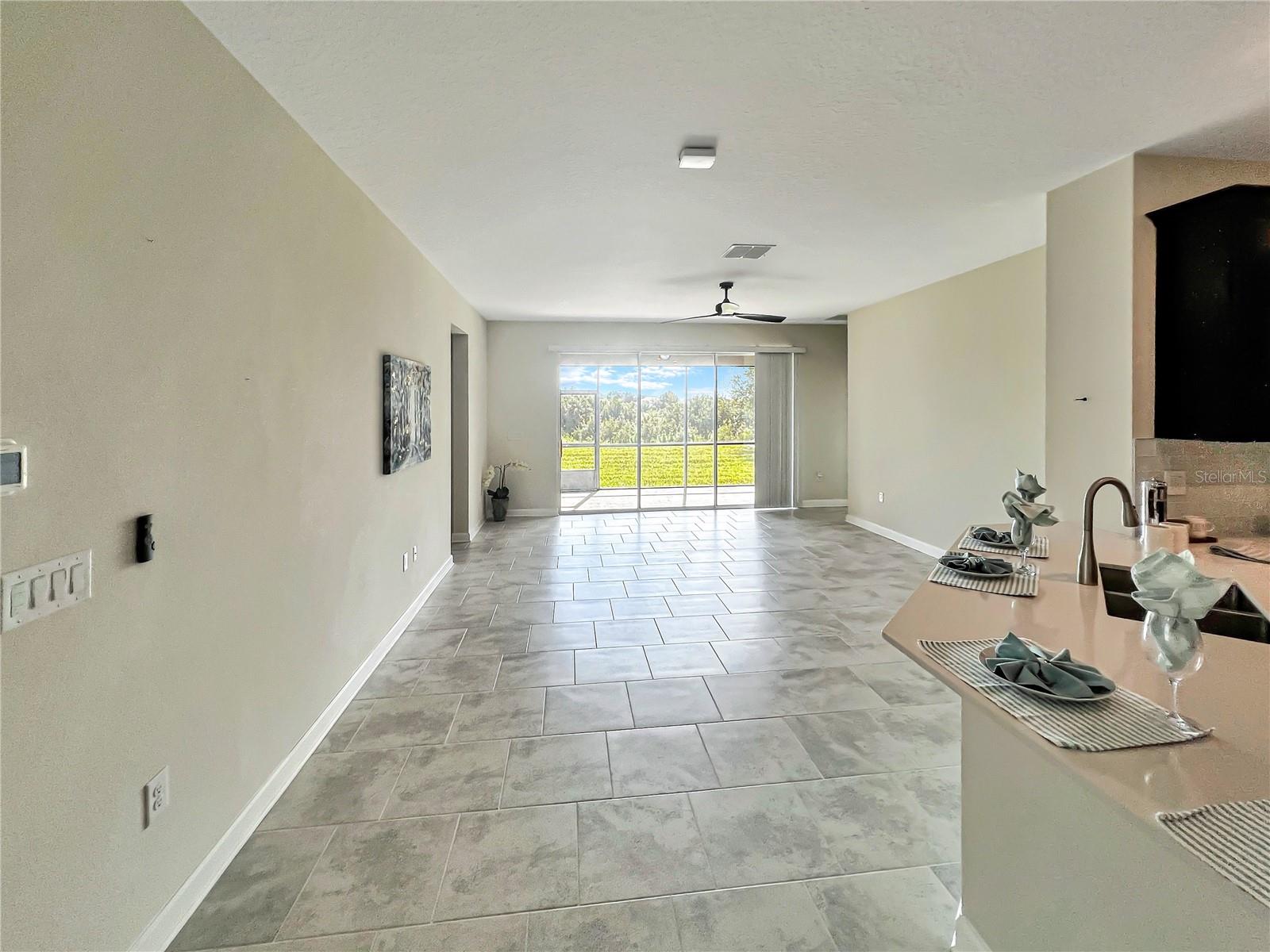 Image 7 of 35 For 2155 Camden Loop