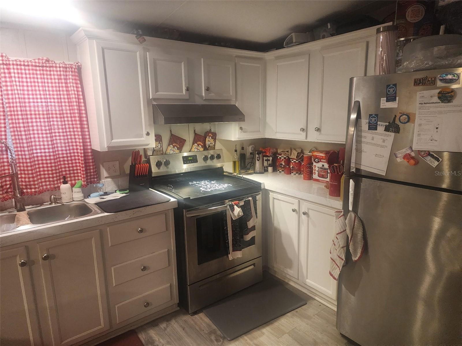 Image 3 of 18 For 13712 Coman Road