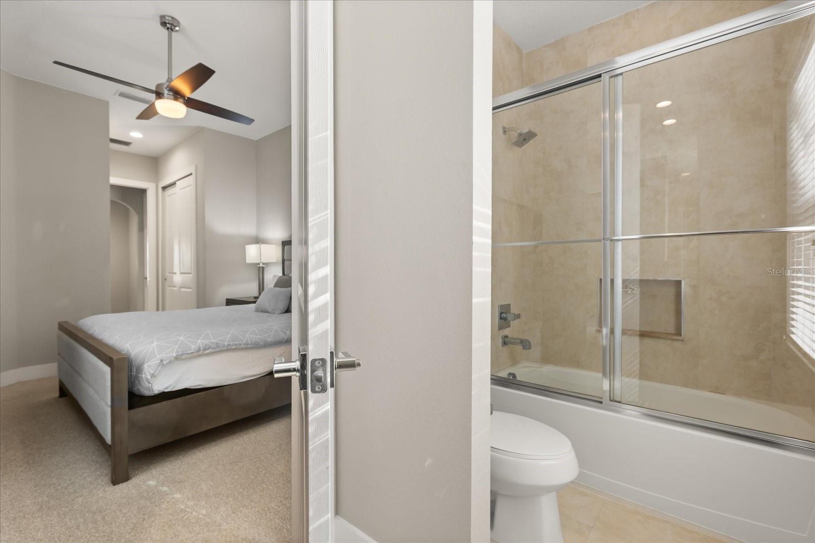 Image 22 of 39 For 2637 Sunrise Shores Drive