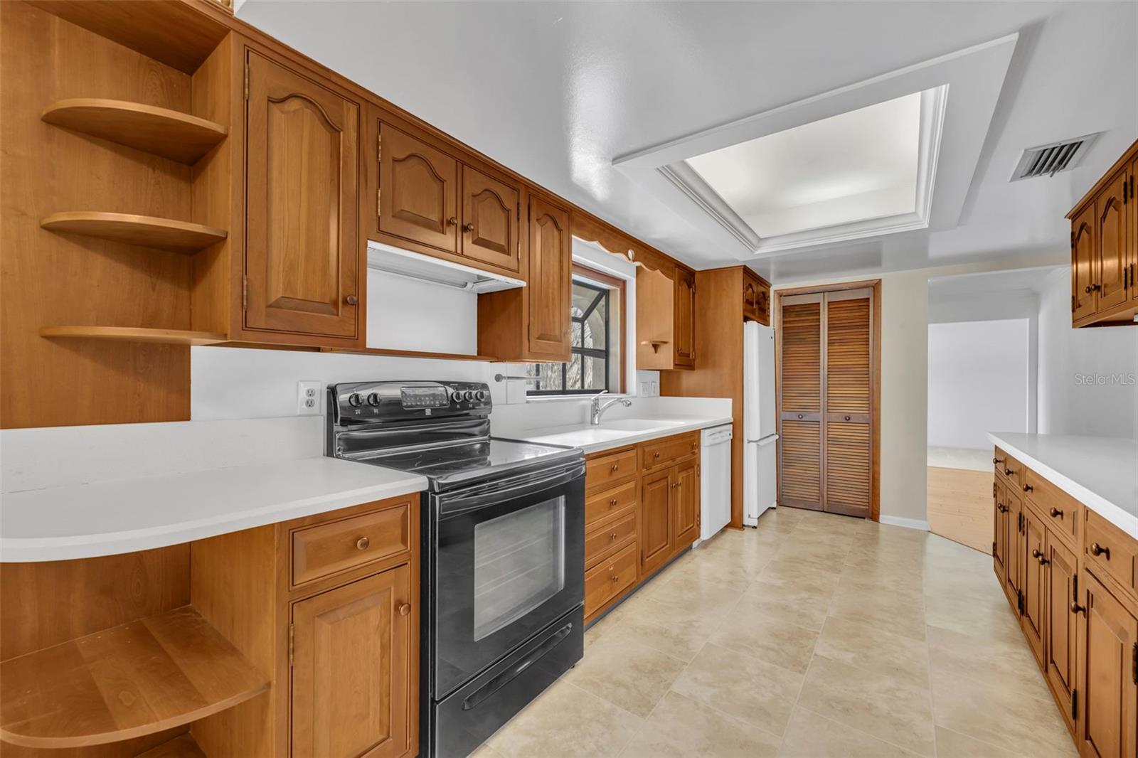 Image 12 of 26 For 761 Goldwater Court