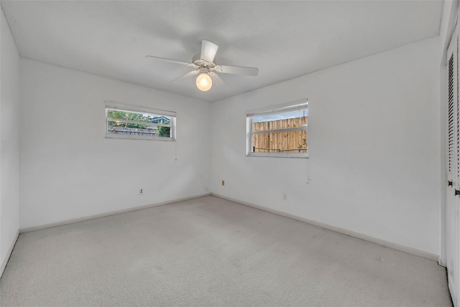 Image 17 of 26 For 761 Goldwater Court