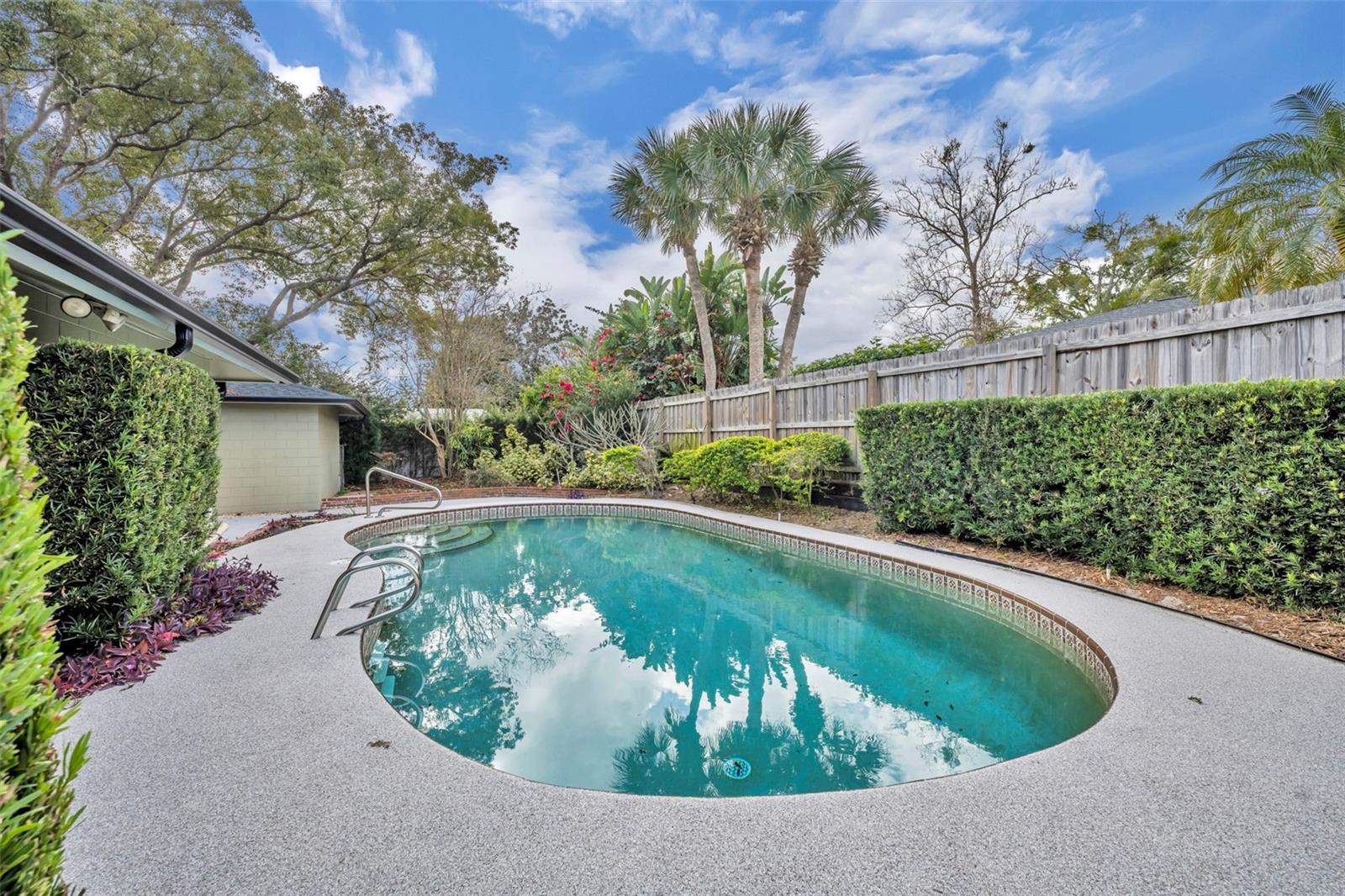 Image 23 of 26 For 761 Goldwater Court