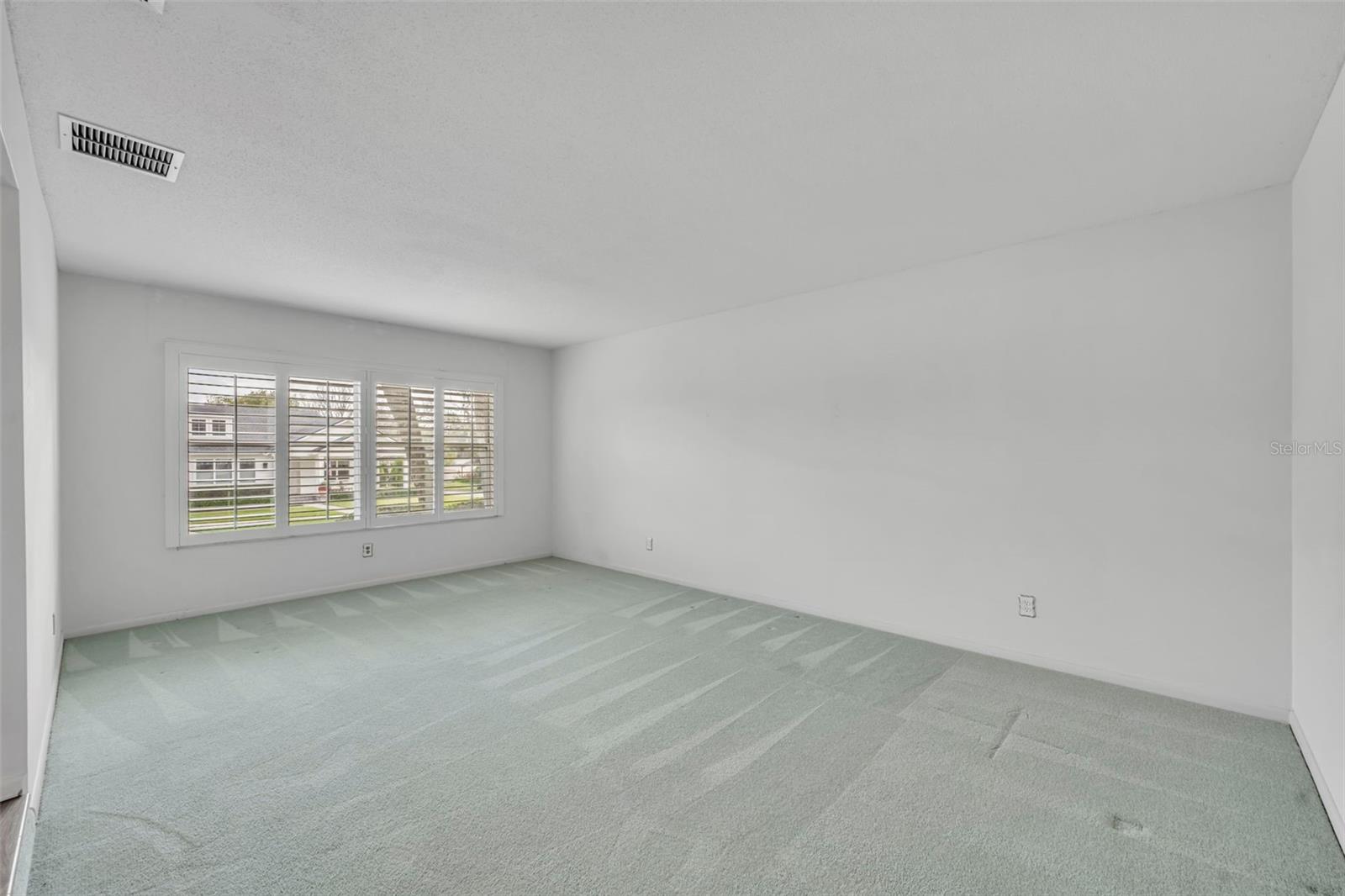 Image 4 of 26 For 761 Goldwater Court