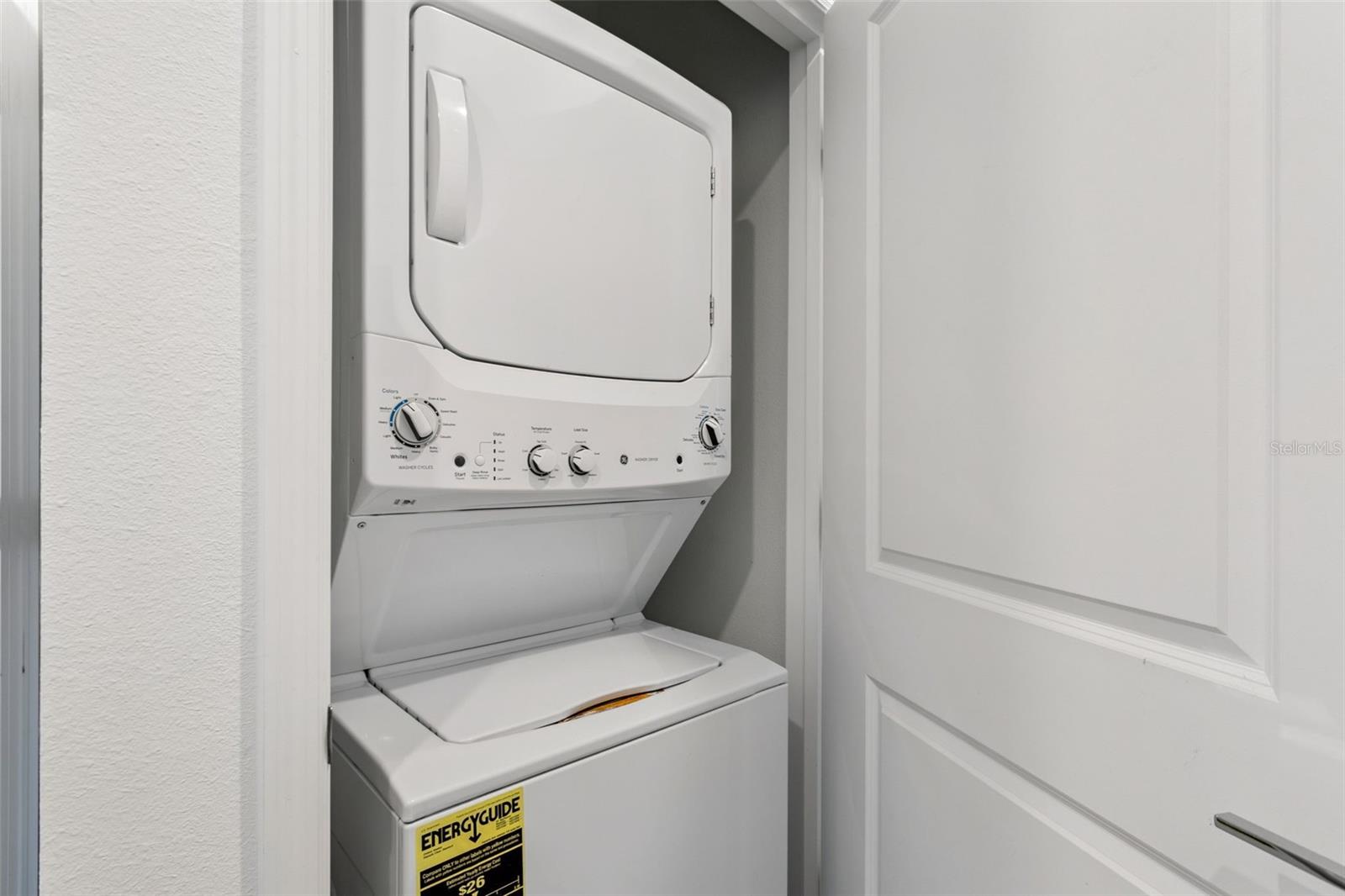 Image 24 of 40 For 26340 Feathergrass Circle