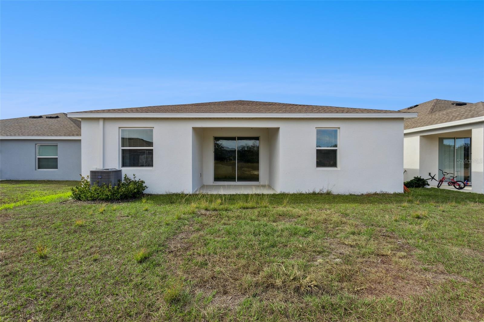 Image 27 of 40 For 26340 Feathergrass Circle