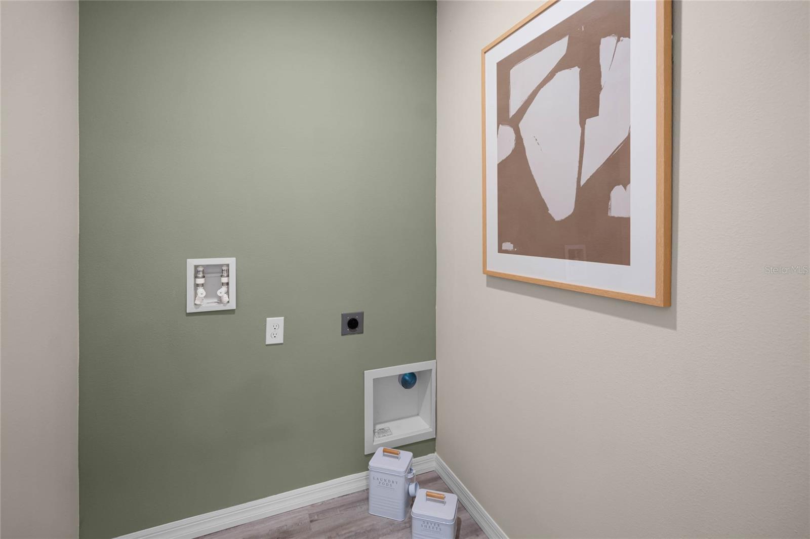 Image 24 of 34 For 1730 Hummingbird Road