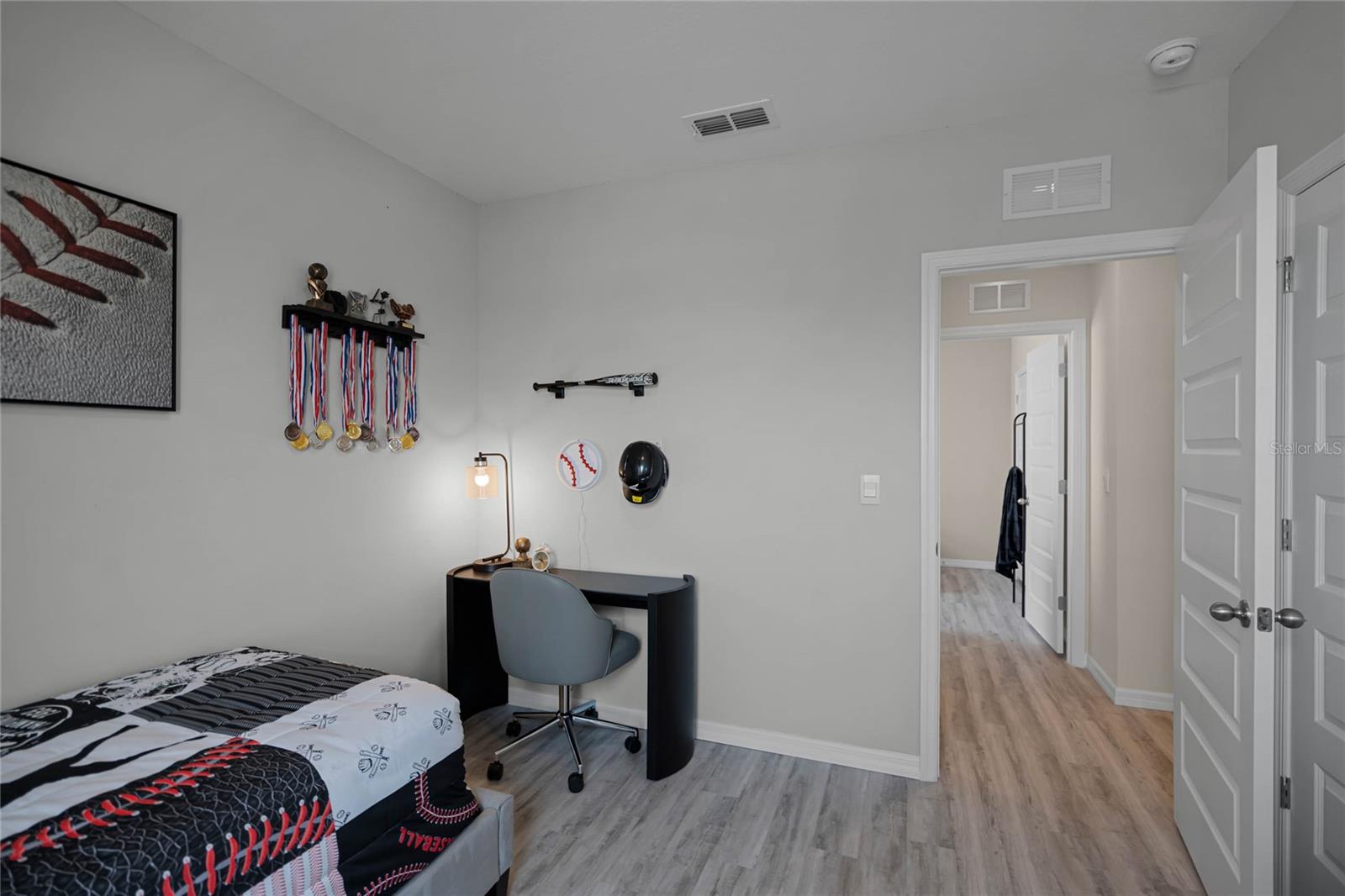 Image 27 of 34 For 1730 Hummingbird Road