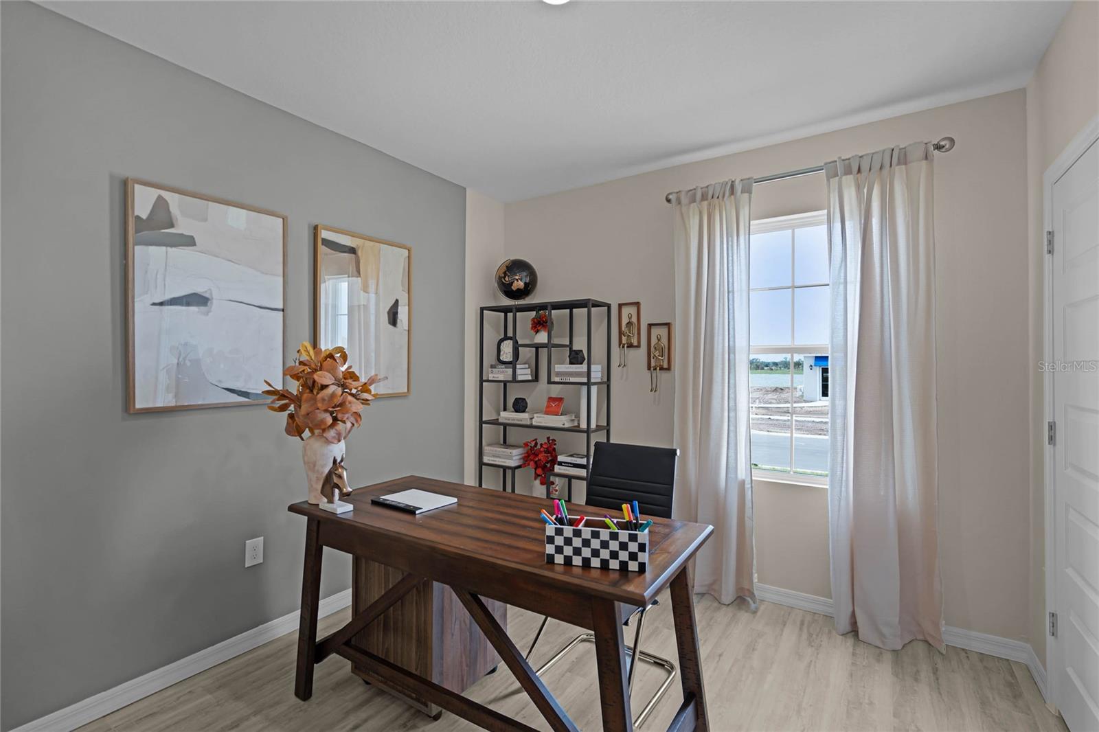 Image 31 of 34 For 1730 Hummingbird Road