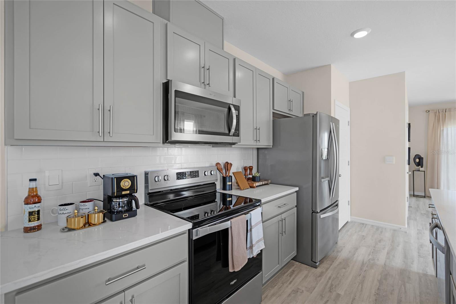 Image 7 of 34 For 1730 Hummingbird Road