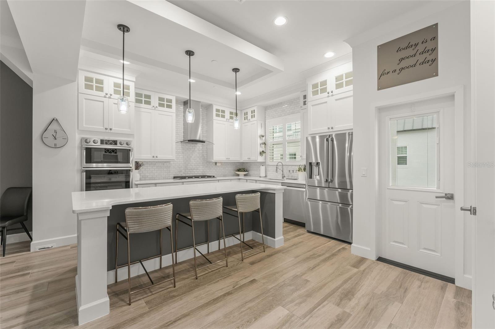 Image 11 of 42 For 131 Oak Laurel Drive