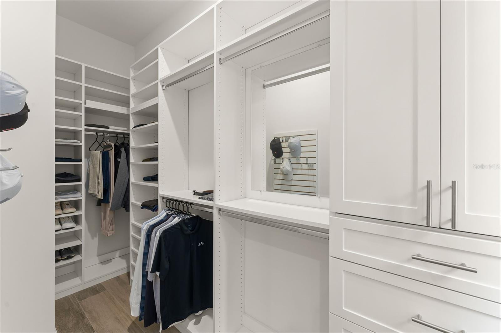 Image 33 of 42 For 131 Oak Laurel Drive