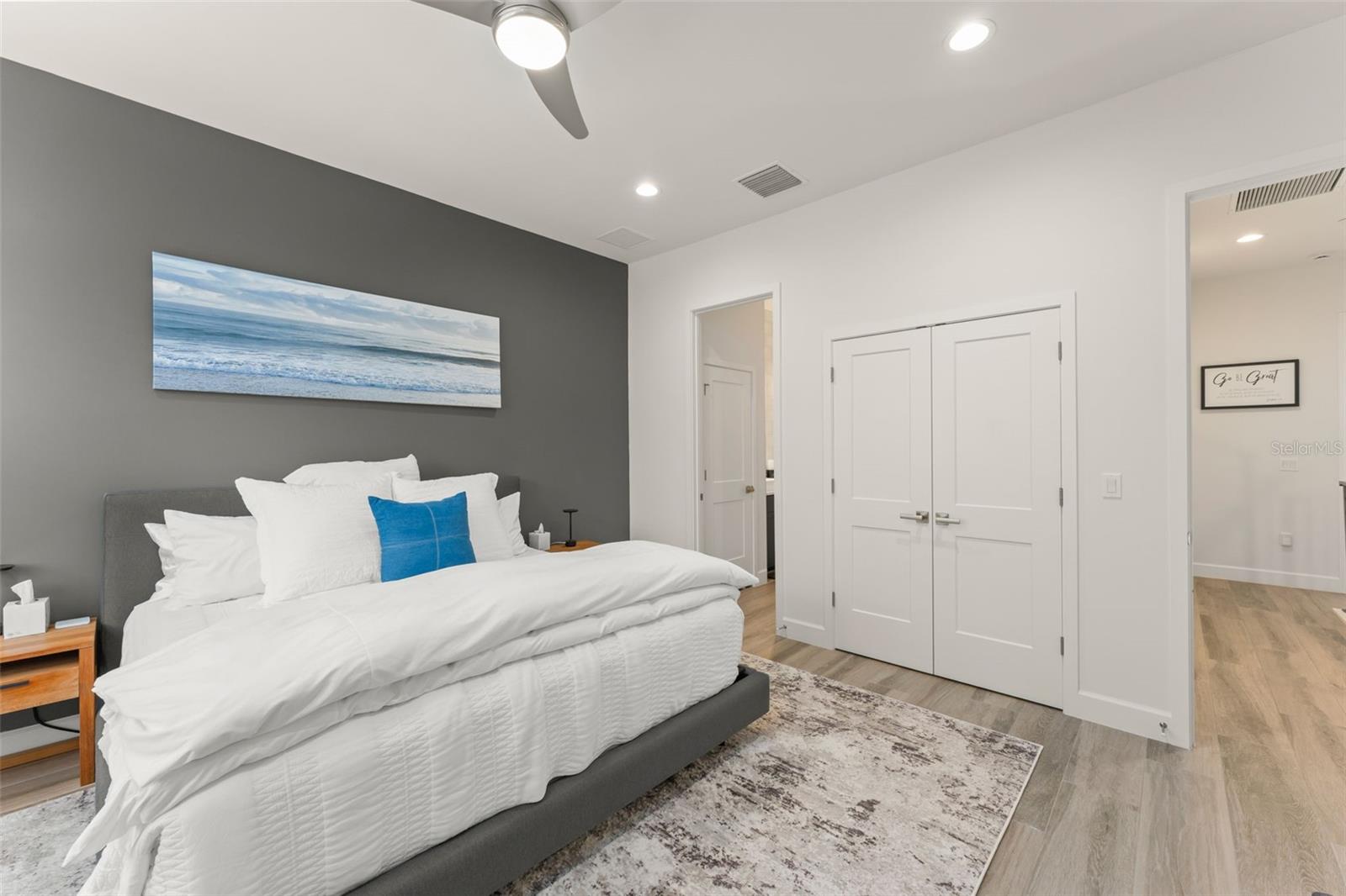 Image 34 of 42 For 131 Oak Laurel Drive