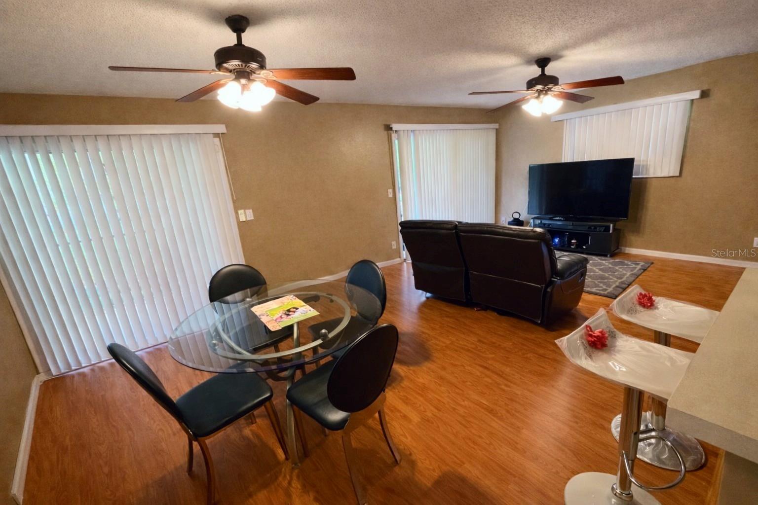 Image 5 of 21 For 130 Jasmine Woods Court 7b