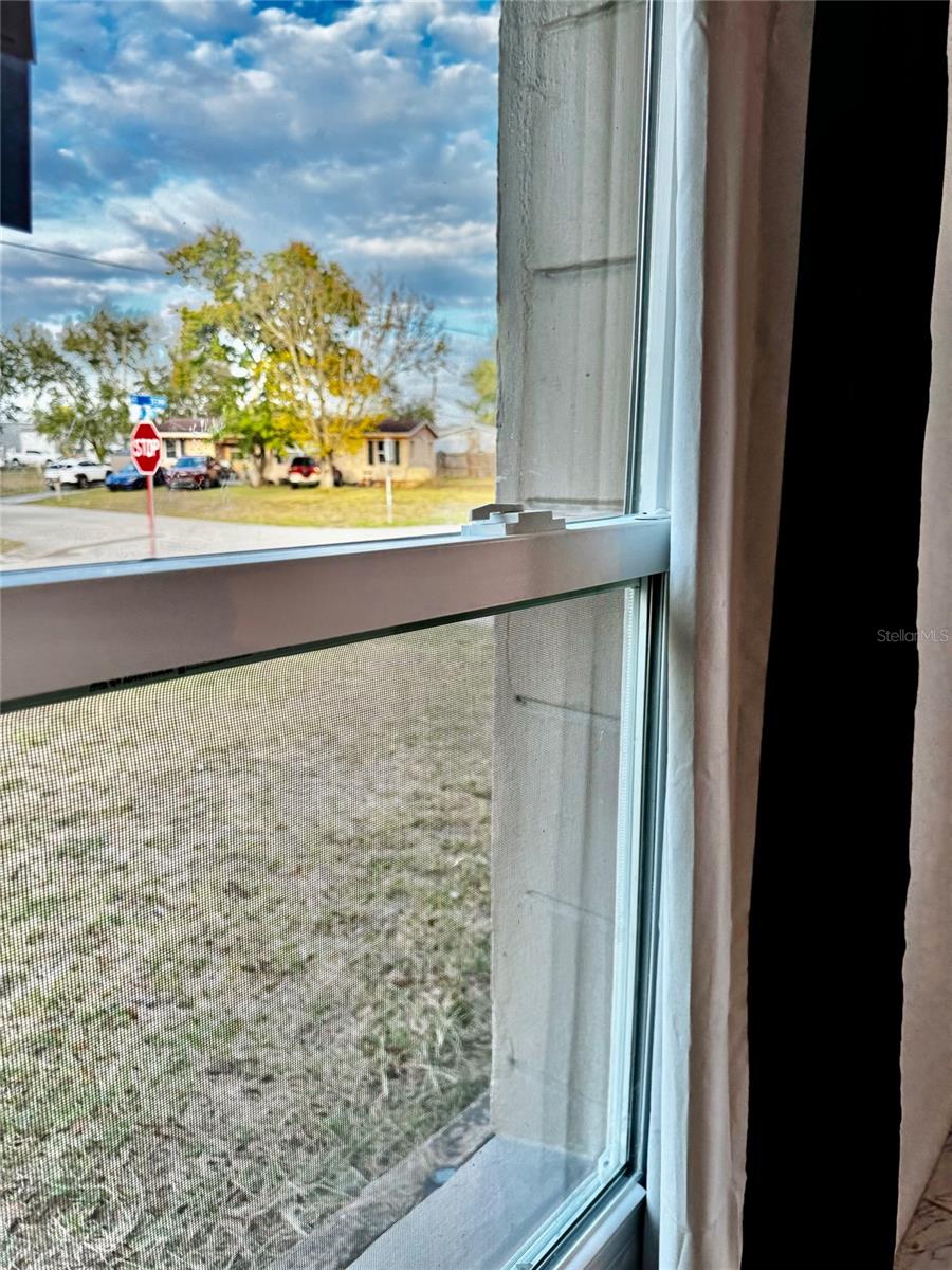 Image 11 of 17 For 5500 65th Terrace N