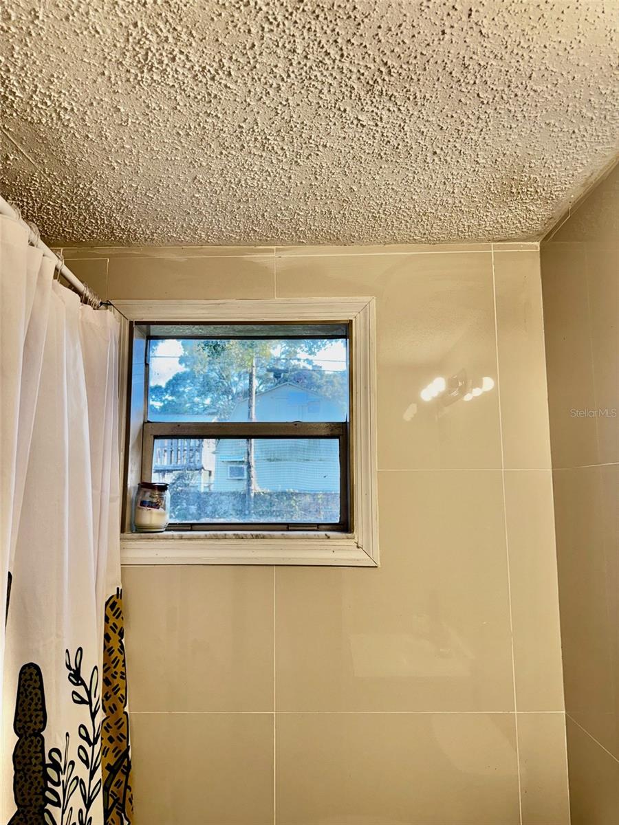 Image 7 of 17 For 5500 65th Terrace N