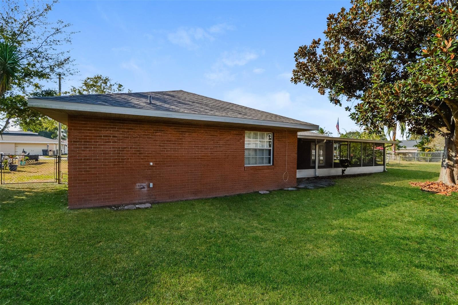 Image 20 of 21 For 1264 Keystone Court