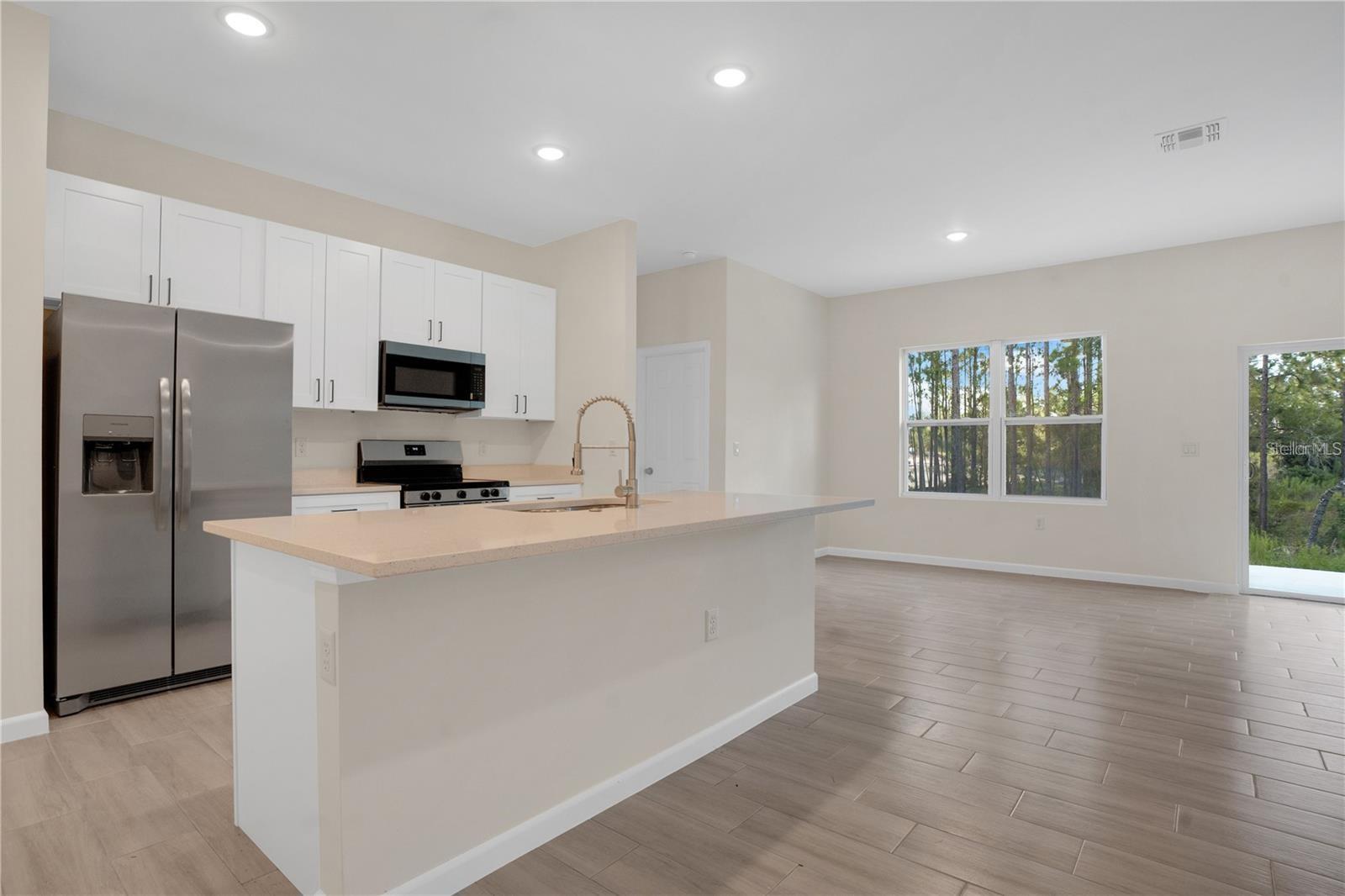 Image 7 of 27 For 8707 131st Place