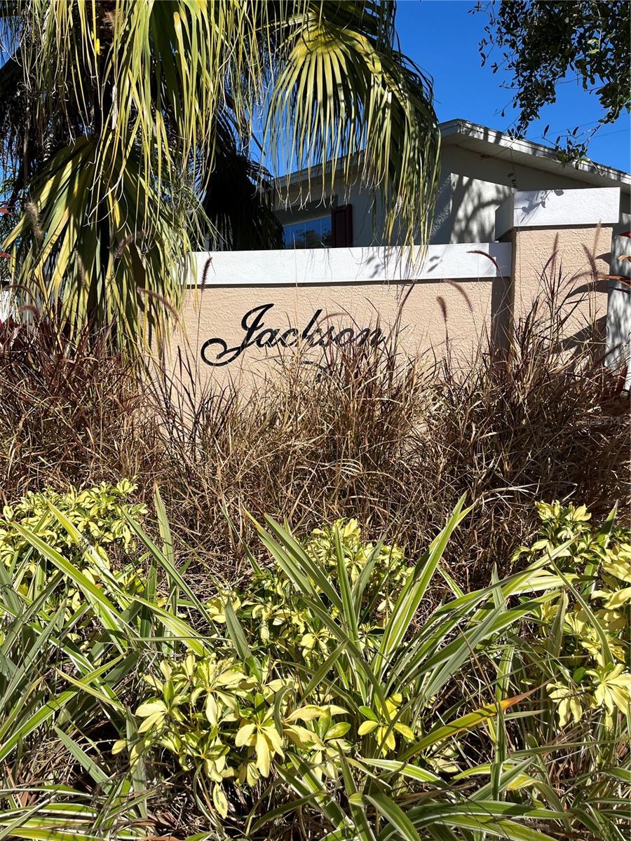 Image 4 of 14 For 4913 Jackson Street