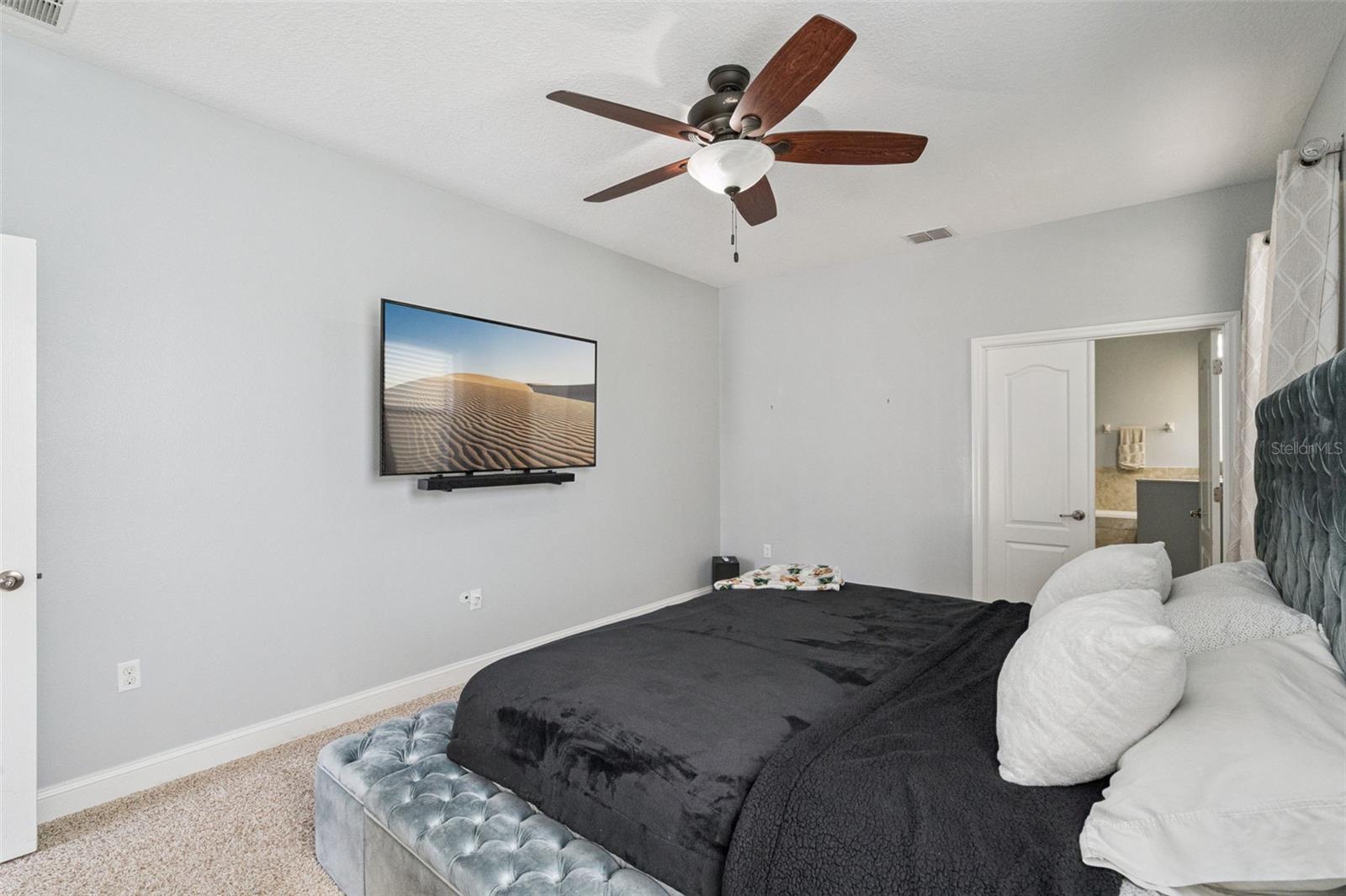 Image 23 of 58 For 10013 Armando Circle