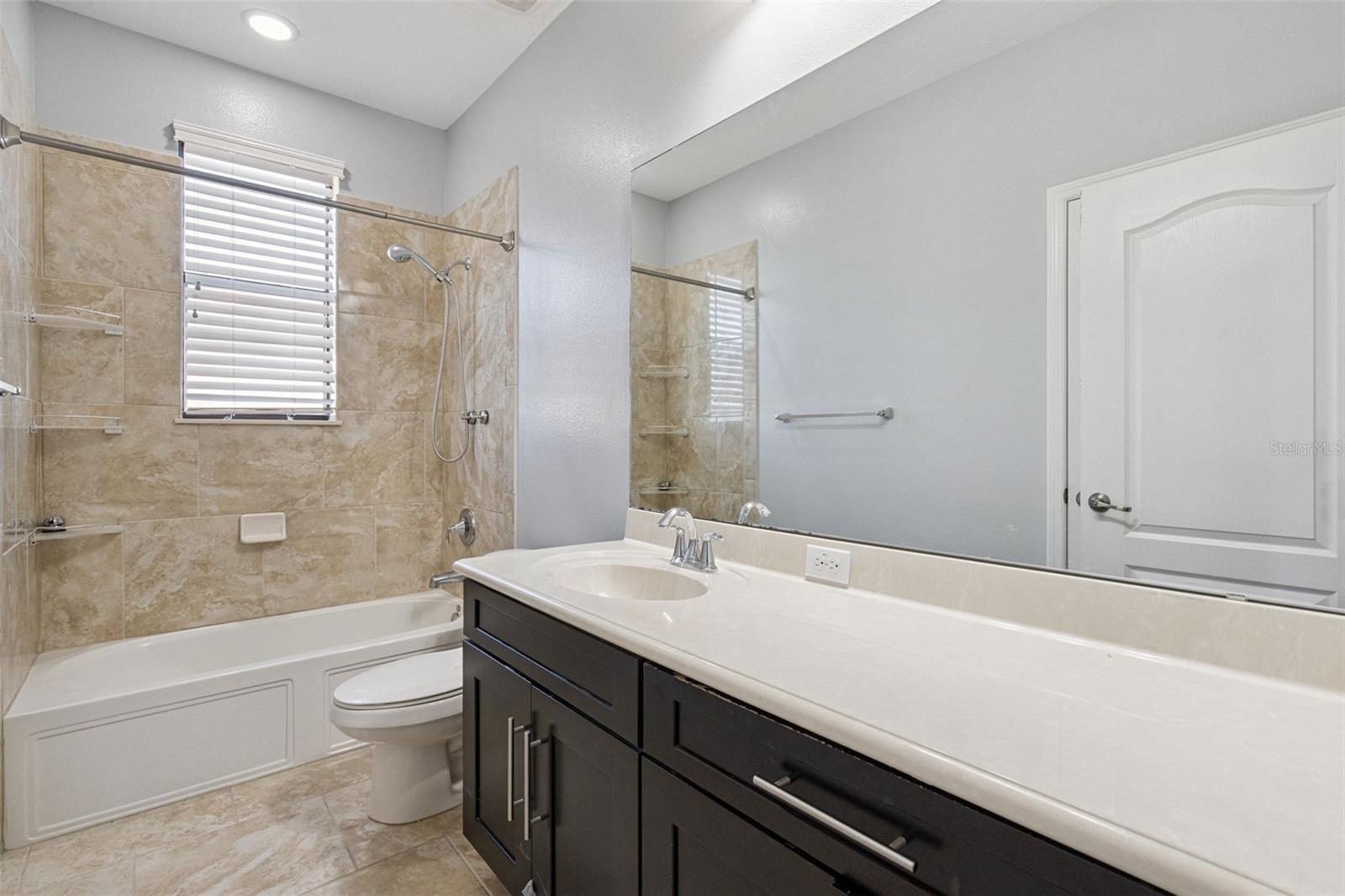 Image 25 of 58 For 10013 Armando Circle