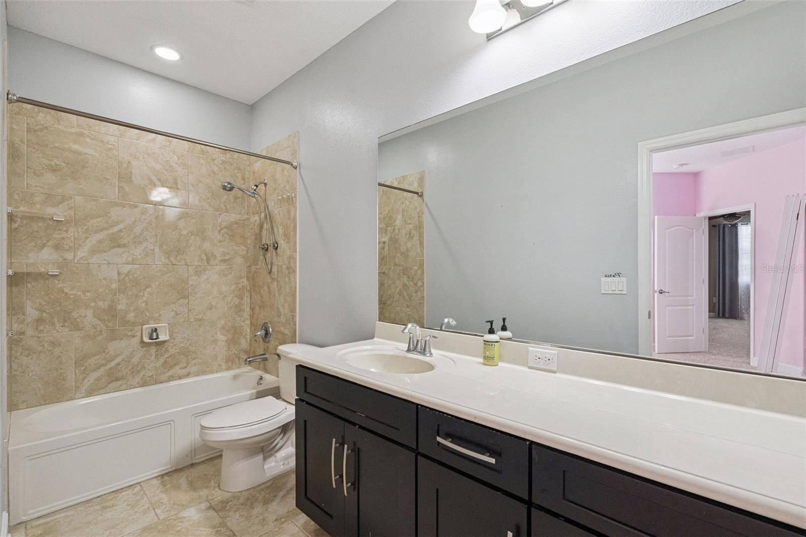 Image 26 of 58 For 10013 Armando Circle