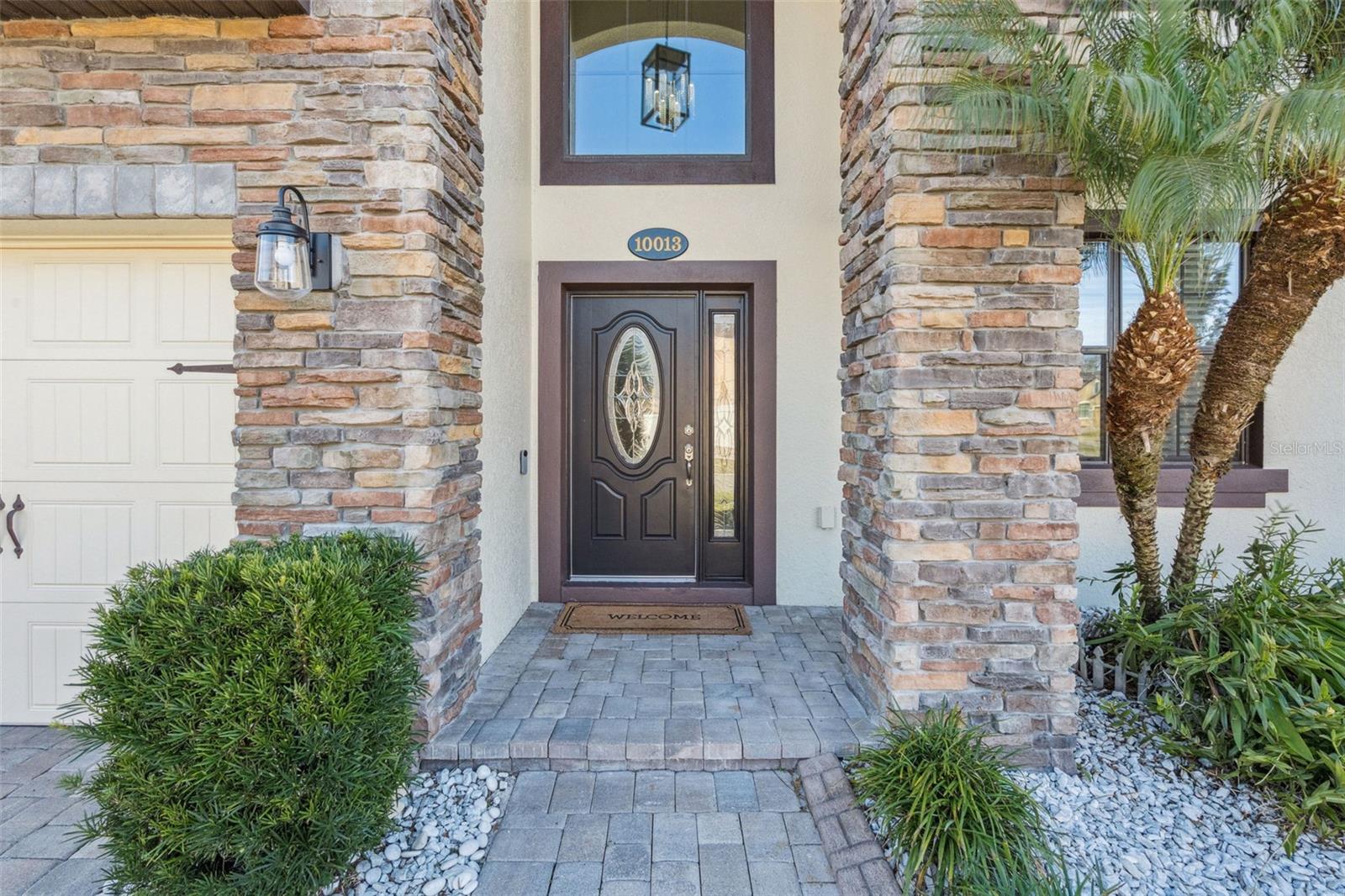 Image 4 of 58 For 10013 Armando Circle