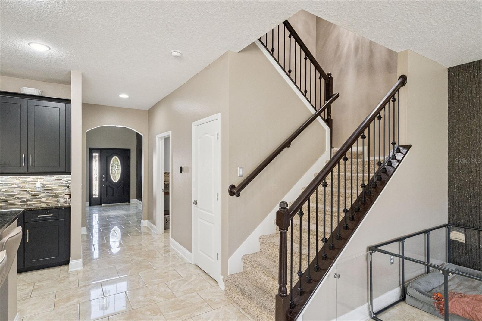 Image 7 of 58 For 10013 Armando Circle