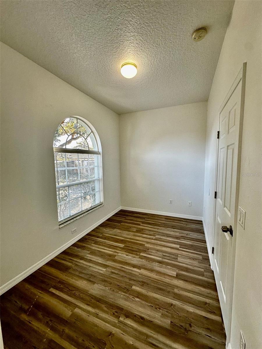 Image 16 of 35 For 5129 Tallow Wood Court