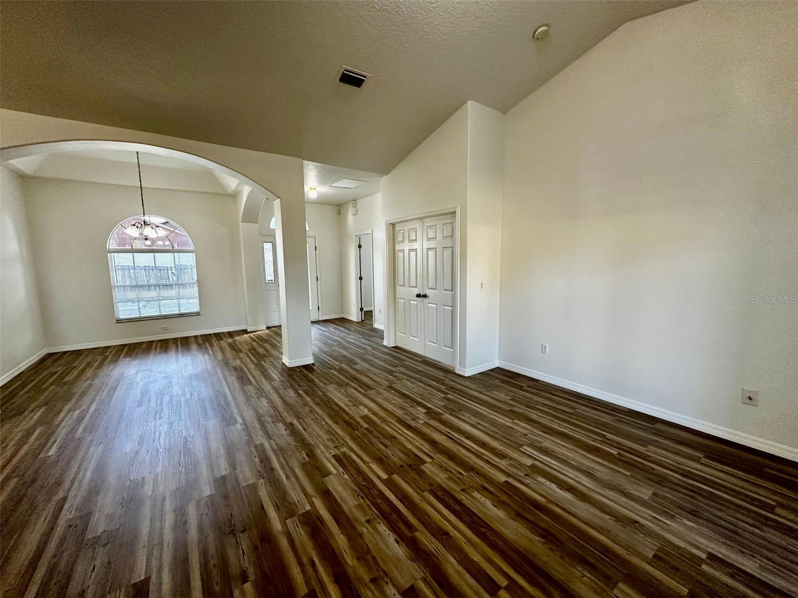 Image 4 of 35 For 5129 Tallow Wood Court