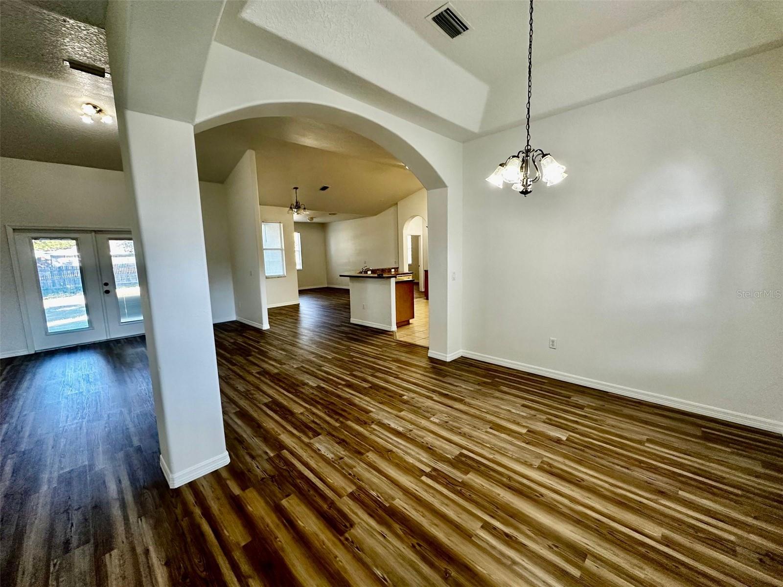 Image 6 of 35 For 5129 Tallow Wood Court