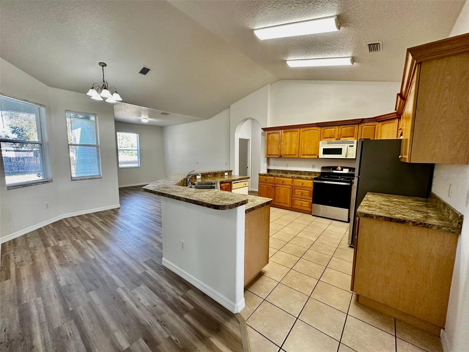 Image 9 of 35 For 5129 Tallow Wood Court