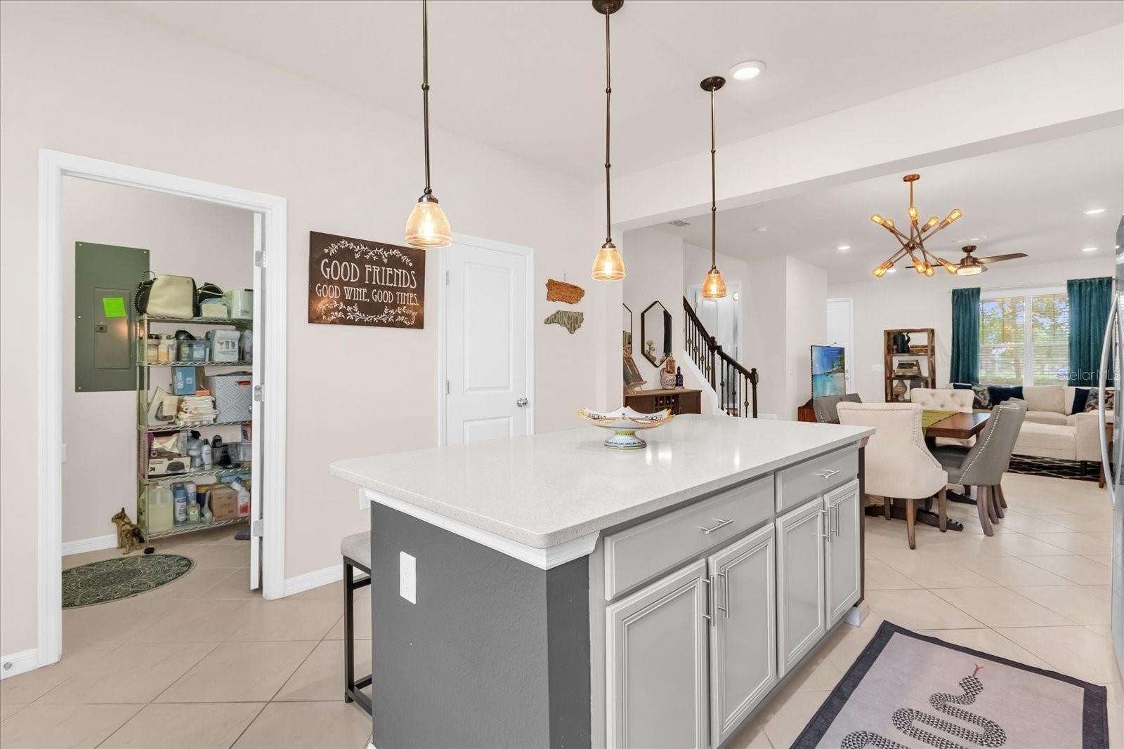 Image 11 of 34 For 5090 Caspian Street