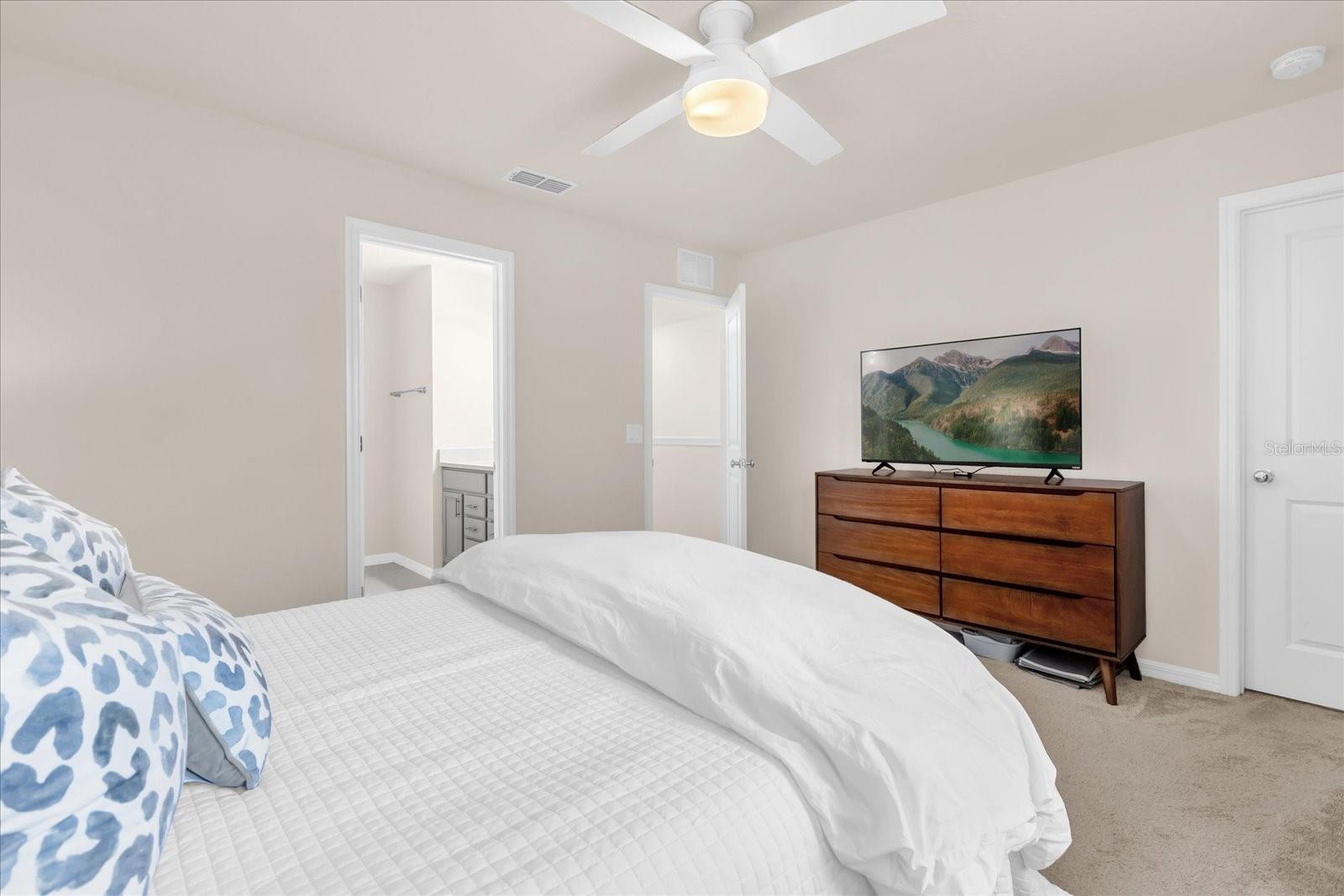 Image 20 of 34 For 5090 Caspian Street