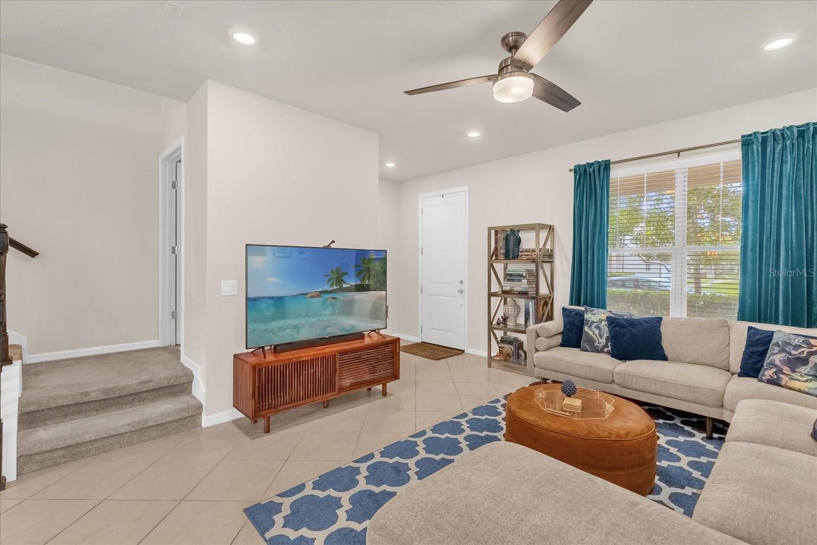 Image 5 of 34 For 5090 Caspian Street