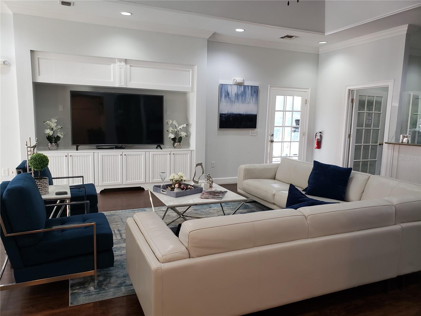 Image 24 of 31 For 5362 Diplomat Court 108