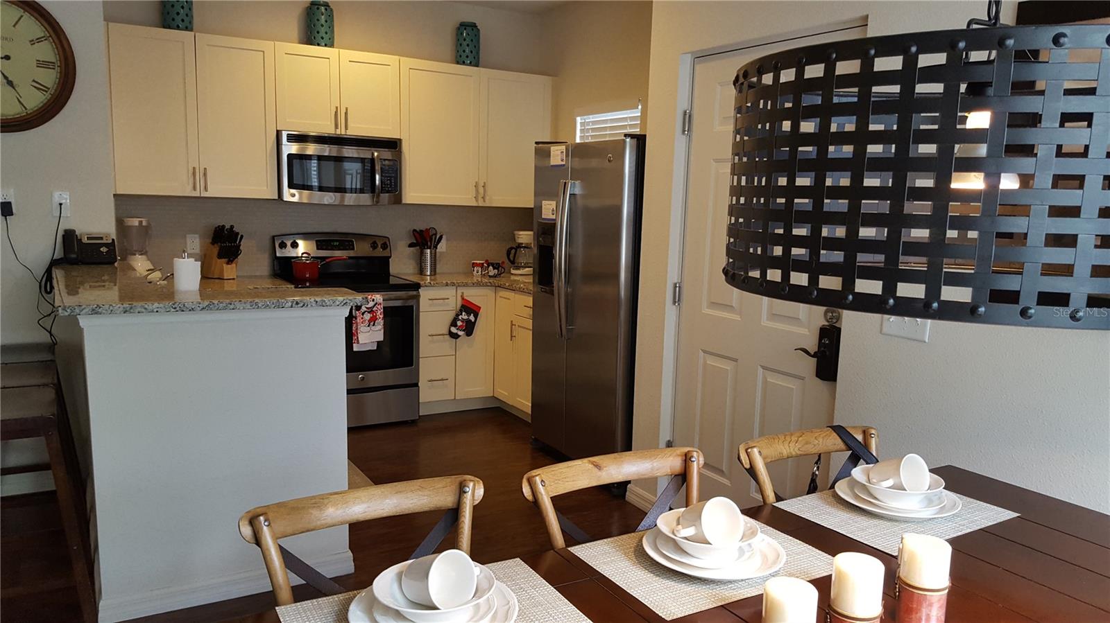 Image 9 of 31 For 5362 Diplomat Court 108