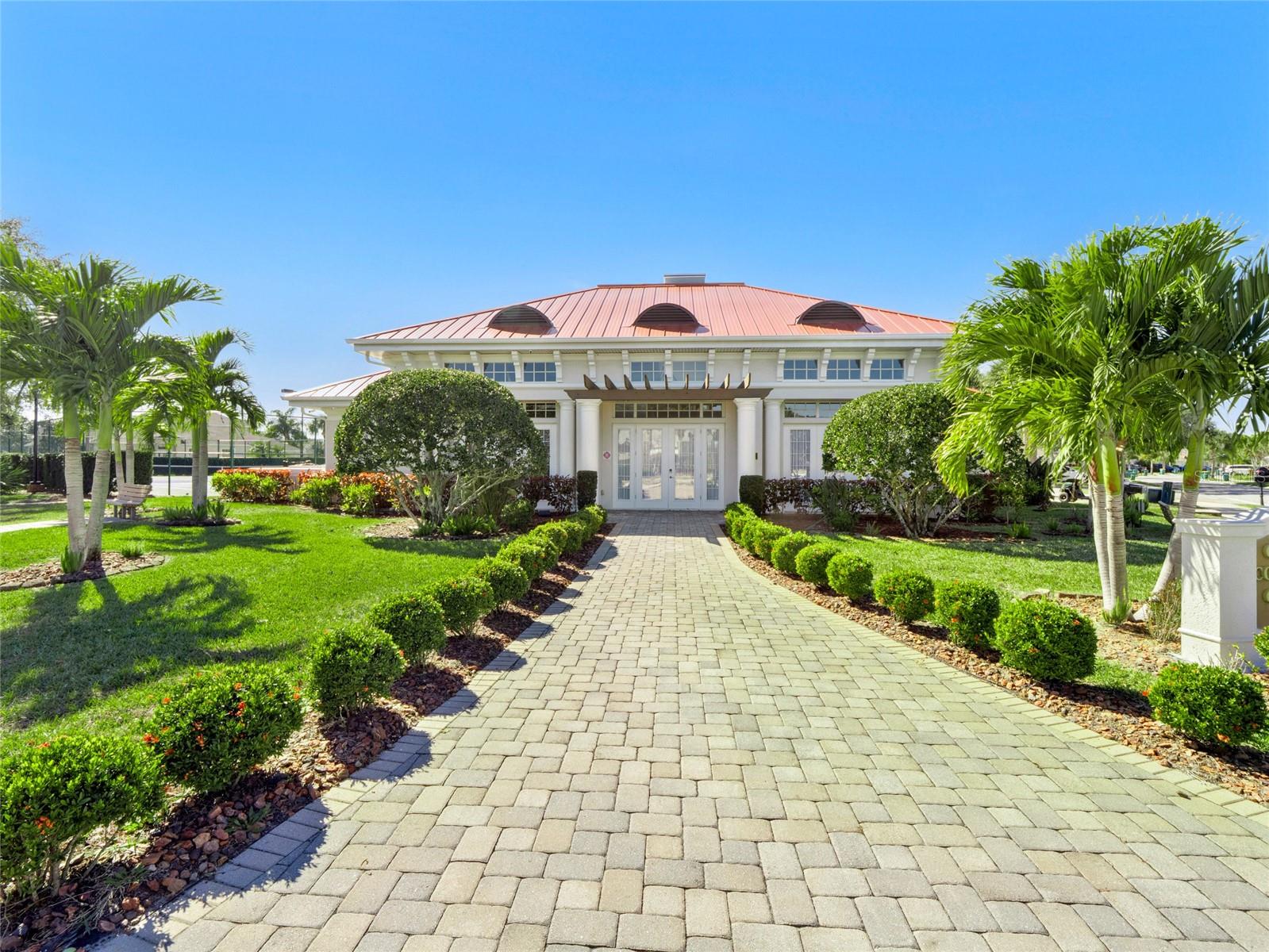 Image 36 of 100 For 1761 Kinsale Court