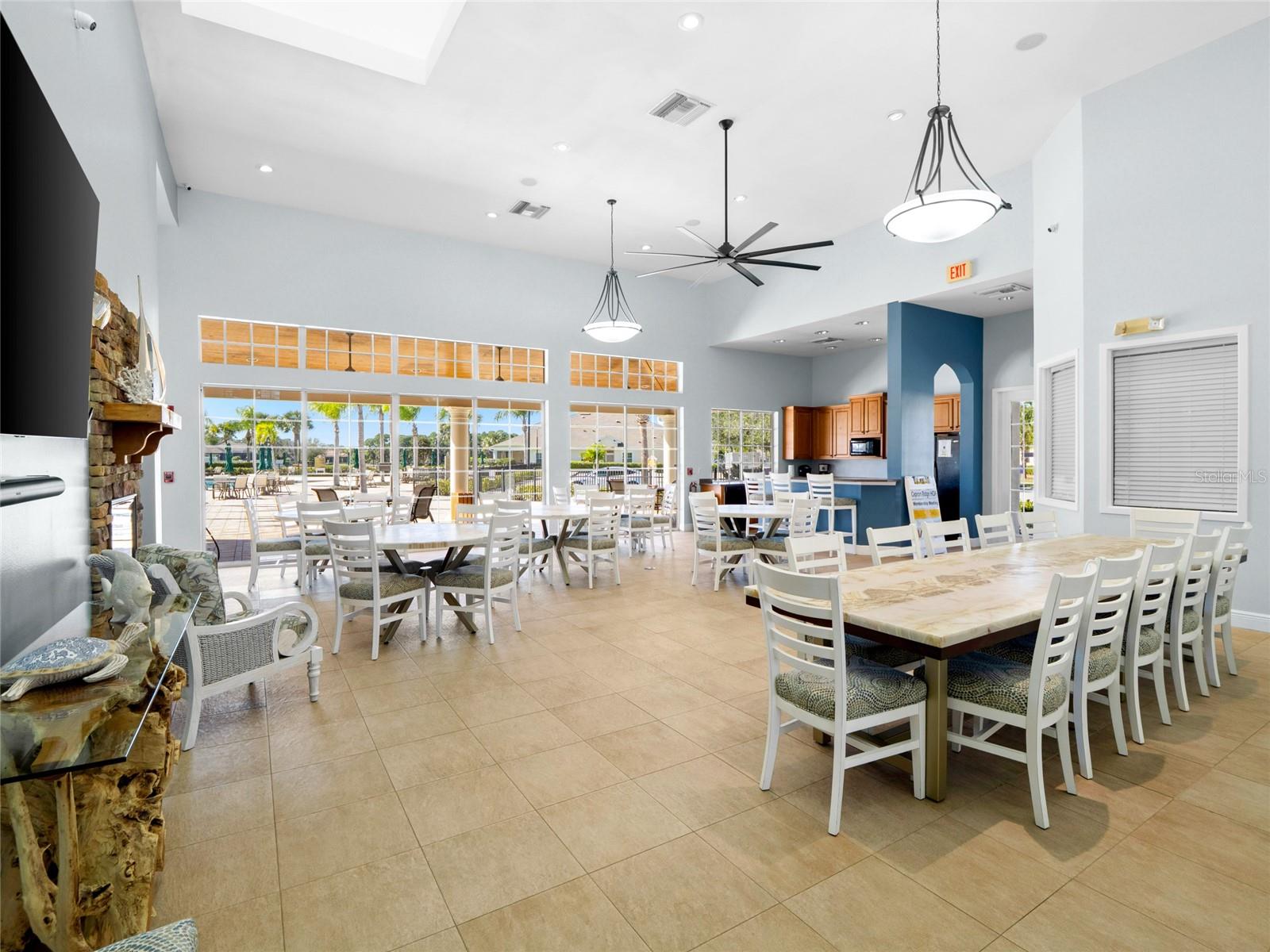 Image 37 of 100 For 1761 Kinsale Court