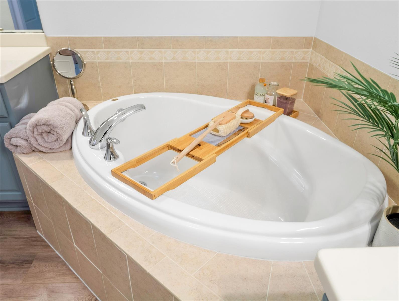 Image 89 of 100 For 1761 Kinsale Court