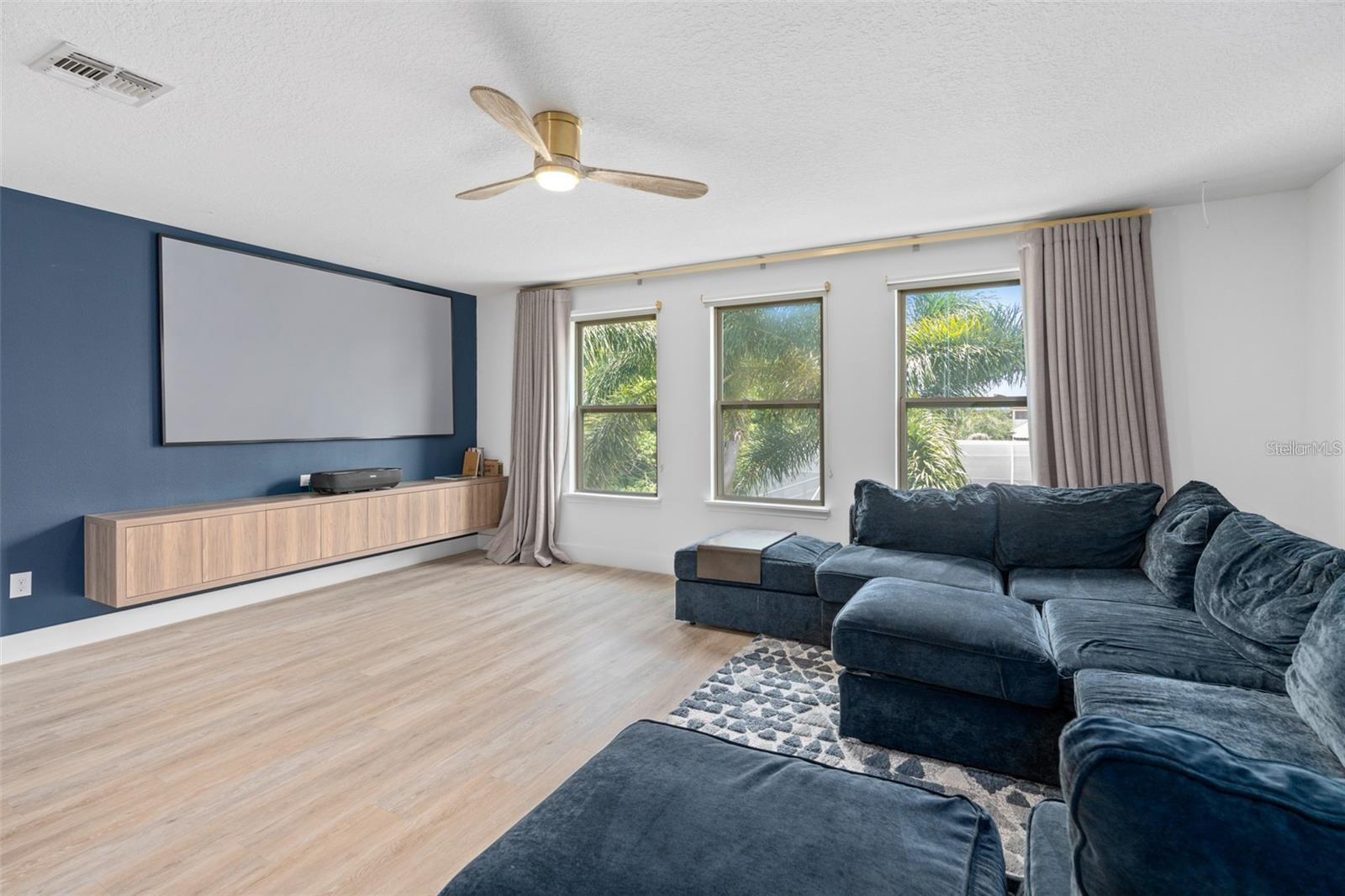 Image 20 of 50 For 4509 Patricia Ann Court