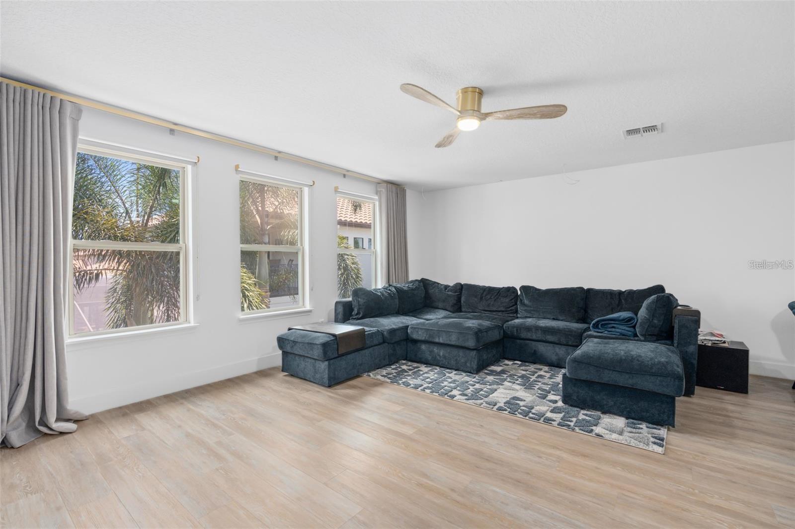 Image 21 of 50 For 4509 Patricia Ann Court