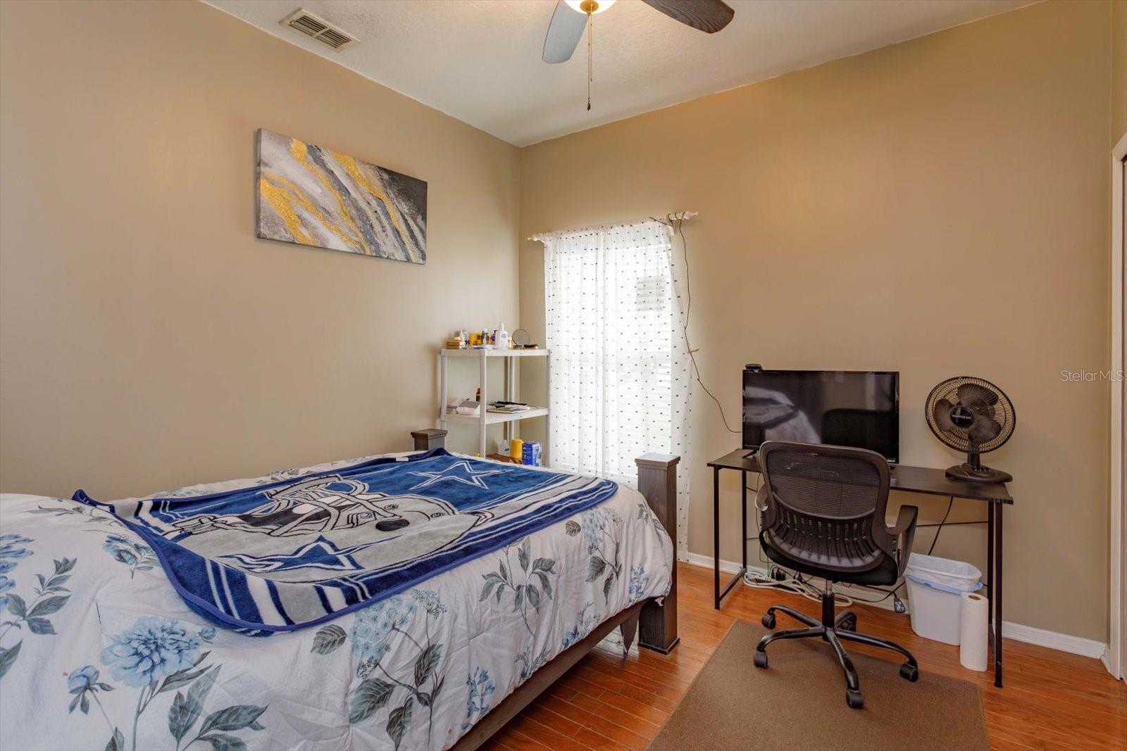 Image 19 of 25 For 1816 Sparkling Water Circle