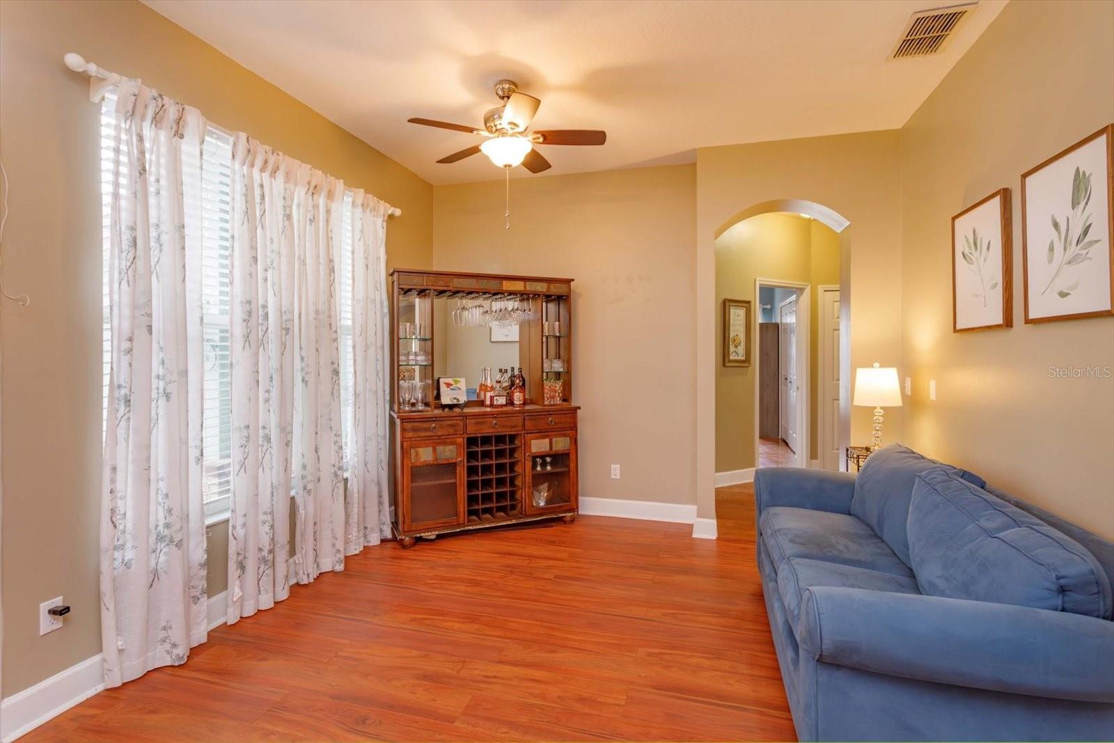 Image 4 of 25 For 1816 Sparkling Water Circle