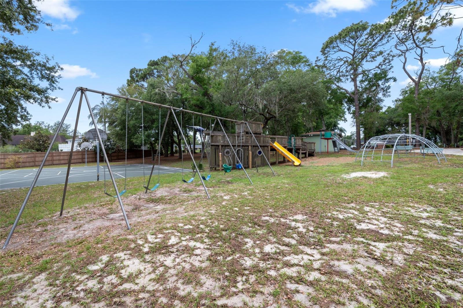 Image 45 of 48 For 305 Chase Court