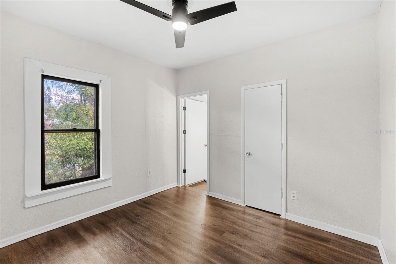 Image 14 of 36 For 201 Holly Avenue