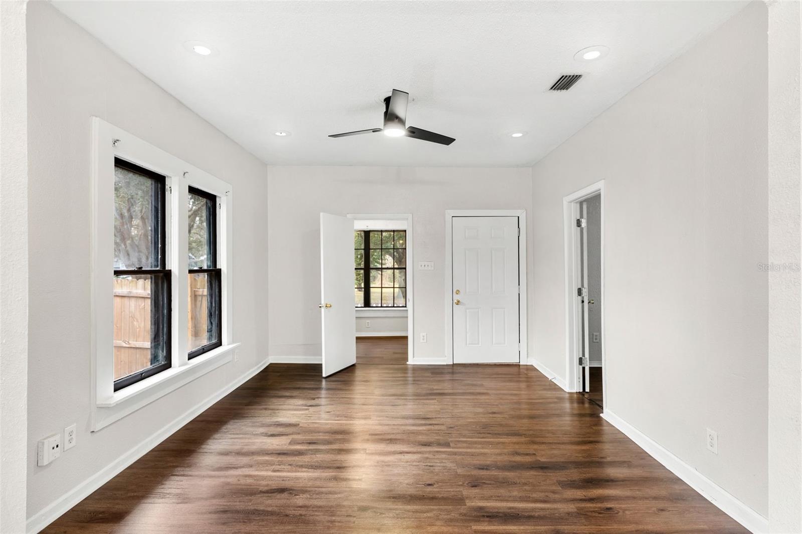 Image 22 of 36 For 201 Holly Avenue