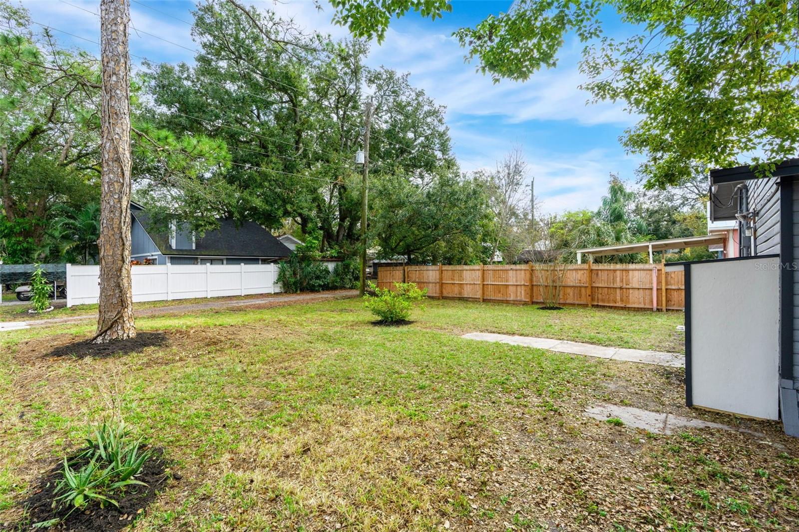 Image 27 of 36 For 201 Holly Avenue