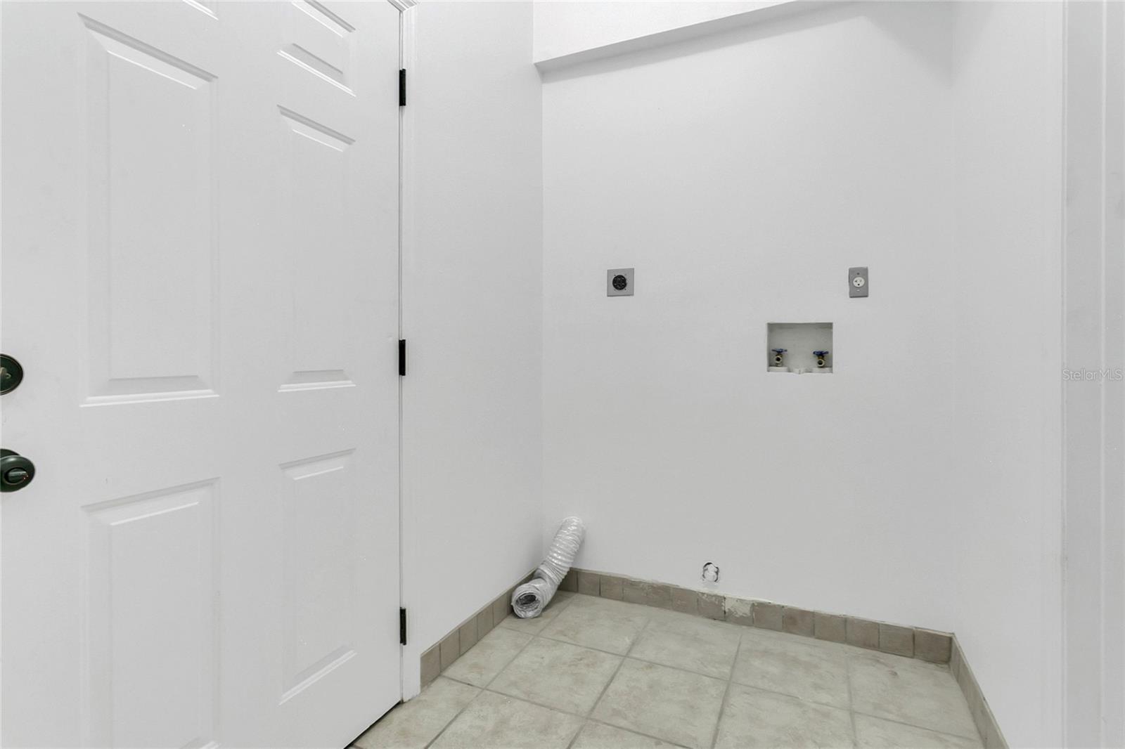 Image 38 of 60 For 336 Mary Jess Road